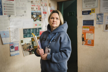 Neljän vuoden täysimittaisen hyökkäyksen jälkeen Ukrainan naiset tarvitsevat tukeasi nyt