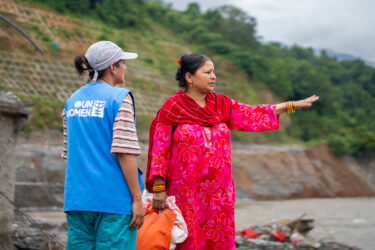 UN Womenin tiedotustilaisuus: arviolta 43 000 naista ja tyttöä tarvitsee Nepalissa välitöntä humanitaarista apua 26. elokuuta 2026 tapahtuneiden äkkitulvien jäljiltä