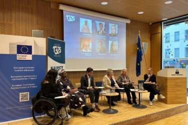 Suomen Naiset, rauha ja turvallisuus -verkosto juhli 20-vuotista työtään – ”Saavutettuja oikeuksia ei voi pitää itsestäänselvyyksinä”